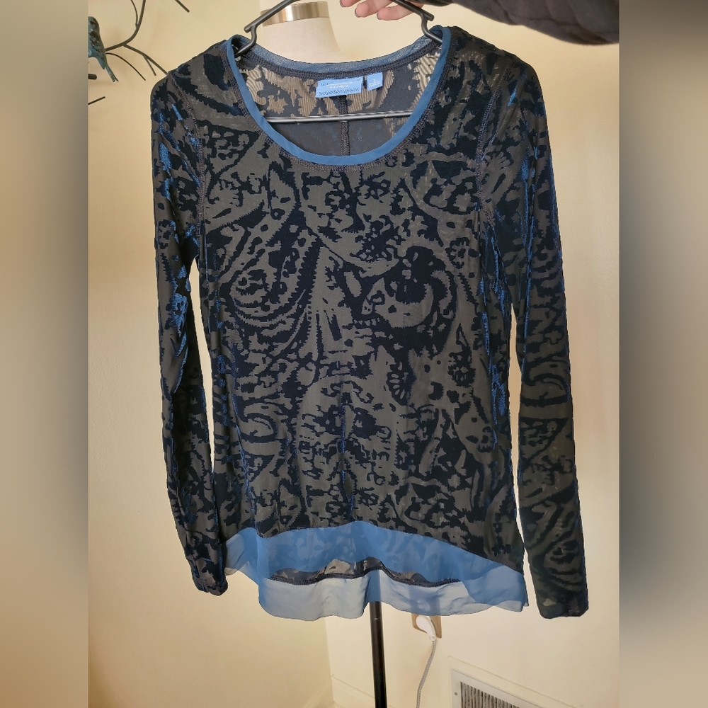NWOT Simply Vera Vera Wang S Velvet Black to blue Long Sleeve Blouse - Picture 15 of 15
